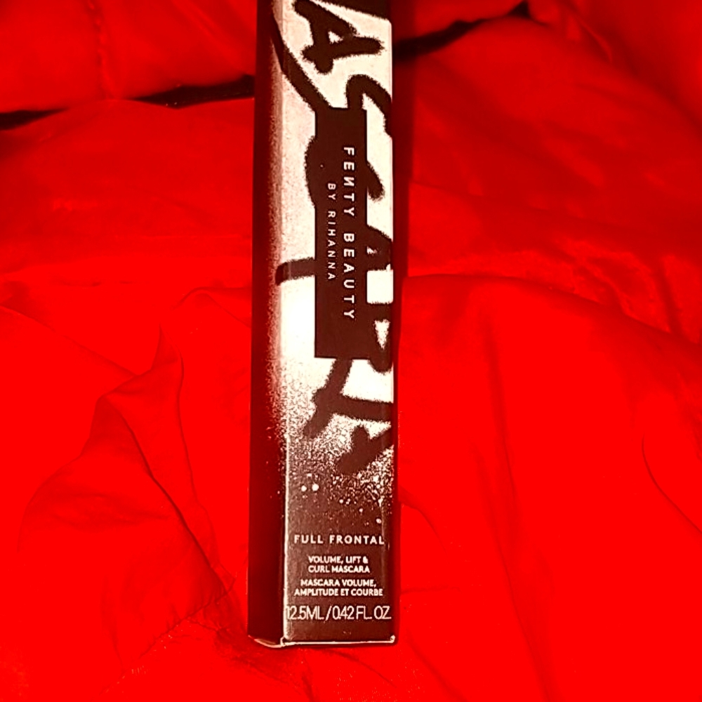 NEW Fenty Full Frontal Mascara